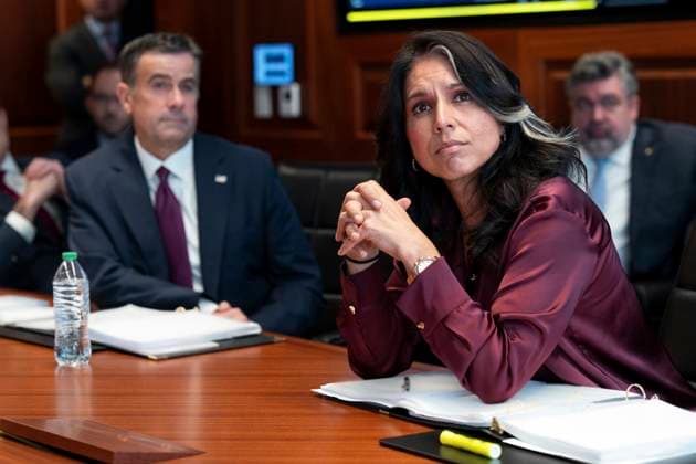 June 21, 2025, Washington, Dc, United States of America: CIA Director John Rattcliffe, left, and Director of National Intelligence Tulsi Gabbard monitor Operation Midnight Hammer from the Situation Room of the White House, June 21, 2025 in Washington, D.C. Trump gave the go-ahead for U.S Air Force B-2 stealth bombers to drop bunker buster bombs on three Iranian nuclear enrichment sites. Washington United States of America - ZUMAp138 20250621_zaa_p138_008 Copyright: xDanielxTorok WhitexHousex
