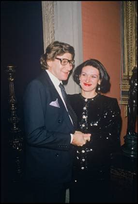 ARCHIVES - LE COUTURIER YVES SAINT LAURENT ET PALOMA PICASSO - SOIREE POUR LE LANCEMENT D UN NOUVEAU PARFUM DE PALOMA PICASSO A PARIS EN 1983 Paris France *** Archiv der COUTURIER YVES Heiliger LAURENT und PALOMA PICASSO ABENDFEIER für der LANCIERUNG D ein nouvel Parfüm von PALOMA PICASSO A Paris IN 1983 Paris Frankreich  Copyright: xBERTRANDxRINDOFFxPETROFFx xBESTIMAGExBERTRANDxRINDOFFxPETROFFx xBESTIMAGEx
