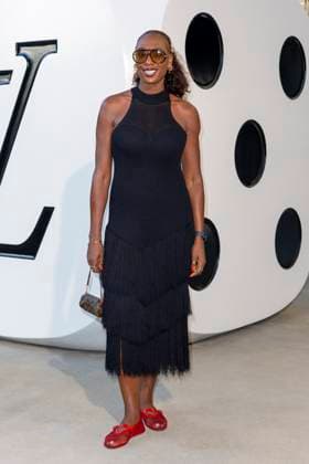 Photocall of the Louis Vuitton Mens Fashion Show, Spring Summer 2026 Collection as part of Paris Fashion Week Irene Agbontaen - Photocall of the Louis Vuitton Mens Fashion Show, Spring Summer 2026 Collection as part of Paris Fashion Week, France, June 24, 2025 Olivier Borde Bestimage Photocall of the Louis Vuitton Mens Fashion Show, Spring Summer 2026 Collection as part of Paris Fashion Week, France, June 24, 2024  Copyright: xOLIVIERxBORDEx xBESTIMAGExOLIVIERxBORDEx xBESTIMAGEx