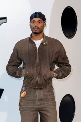 Photocall of the Louis Vuitton Mens Fashion Show, Spring Summer 2026 Collection as part of Paris Fashion Week yshawn Jones - Photocall of the Louis Vuitton Mens Fashion Show, Spring Summer 2026 Collection as part of Paris Fashion Week, France, June 24, 2025 Olivier Borde Bestimage Photocall of the Louis Vuitton Mens Fashion Show, Spring Summer 2026 Collection as part of Paris Fashion Week, France, June 24, 2024  Copyright: xOLIVIERxBORDEx xBESTIMAGExOLIVIERxBORDEx xBESTIMAGEx
