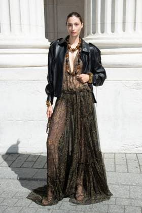 Yves Saint Laurent Photocall A guest attending the Yves Saint Laurent show in Paris, France on June 24, 2025. Photo by Aurore Marechal ABACAPRESS.COM Paris France  Copyright: xMarechalxAurore ABACAx