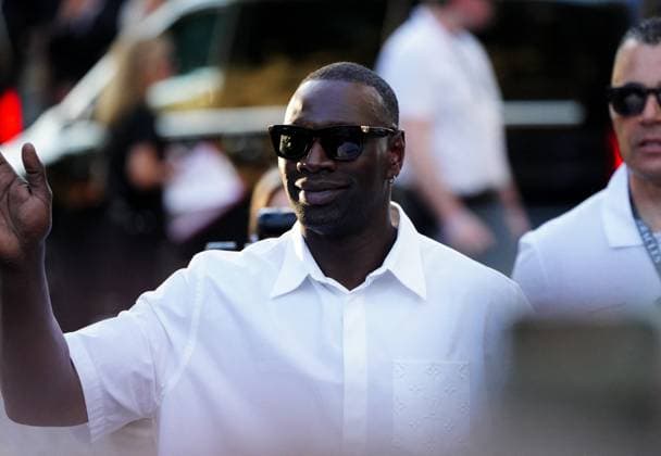 Arrivals at the Louis Vuitton Homme Spring Summer 2026 Collection fashion show during Paris Fashion Week Omar Sy Arrivals at the Louis Vuitton Homme Spring Summer 2026 Collection fashion show during Paris Fashion Week on 24 June 2025 Anne Sophie guebey Bestimage Arrivals at the Louis Vuitton Homme Spring Summer 2026 Collection fashion show during Paris Fashion Week on 24 June 2025 Paris France  Copyright: xAnne-SophiexGuebeyx xBestimagexAnne-SophiexGuebeyx xBestimagex