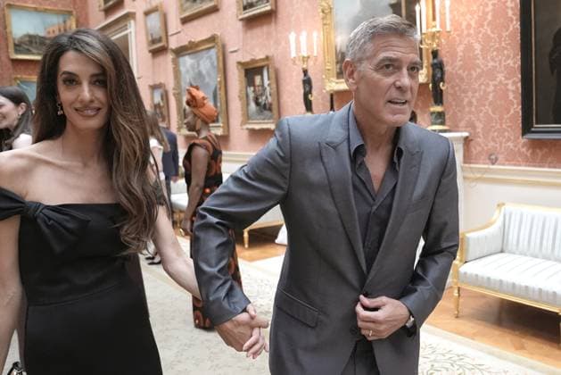 Entertainment Themen der Woche KW26 Bilder des Jahres 2025, Entertainment 06 Juni Entertainment Bilder des Tages Winners of the King s Trust Awards 2025 reception Amal and George Clooney attending a reception for the winners of the King s Trust Awards 2025 at Buckingham Palace, London. Picture date: Wednesday June 25, 2025., Credit:Stefan Rousseau Avalon UK, London  Copyright: xStefanxRousseaux xAvalonx PCN_George_Amal_Clooney_at_King_Charles_reception_1014906814