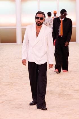 French Montana défile pour 3Paradis mode homme Printemps Été 2026 dans le cadre de la Fashion Week de Paris French Montana walks the runway for 3Paradis mens Spring Summer 2026 during Paris Fashion Week at 94 Rue Jean Pierre Timbaud in Paris, France, on June 25, 2025 French Montana walks the runway for 3Paradis mens Spring Summer 2026 during Paris Fashion Week at 94 Rue Jean Pierre Timbaud in Paris, France, on June 25, 2025 Paris France  Copyright: xAgencex xBestimagexAgencex xBestimagex