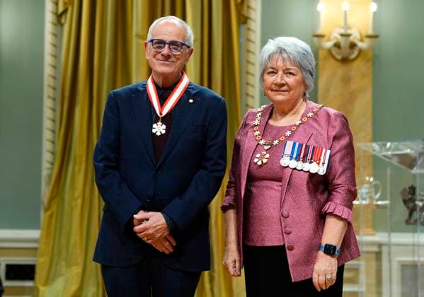 June 25, 2025, Ottawa, On, Canada: Music producer Bob Ezrin of Toronto is invested as an Officer of the Order of Canada by Gov. Gen. Mary Simon during a ceremony at Rideau Hall in Ottawa, on Wednesday, June 25, 2025. Ottawa Canada  - ZUMAc35_ 20250625_zaf_c35_051 Copyright: xJustinxTangx