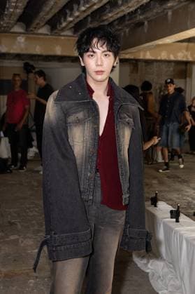 Celebrities at Egonlab Mens Fashion Show, Spring Summer 2026 Collection as part of Paris Fashion Week Poompat Iam samang at Egonlab Mens Fashion Show, Spring Summer 2026 Collection as part of Paris Fashion Week, France, on June 25, 2025 Jeremy Melloul Bestimage Egonlab Mens Fashion Show, Spring Summer 2026 Collection as part of Paris Fashion Week, France, on June 25, 2025 Paris France  Copyright: xJeremyxMelloulx xBestimagexJeremyxMelloulx xBestimagex