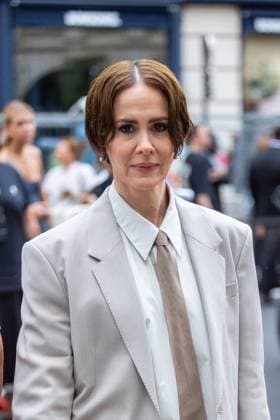 PFW AMI Men s Spring 2026 - Arrivals NB Sarah Paulson attends the AMI show as part of Paris Men s Spring 2026 Fashion Week on June 25, 2025 in Paris, France. Photo by Nasser Berzane ABACAPRESS.COM Paris France  Copyright: xBerzanexNasser ABACAx