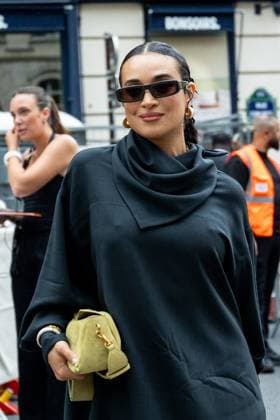 PFW AMI Men s Spring 2026 - Arrivals NB Camélia Jordana attends the AMI show as part of Paris Men s Spring 2026 Fashion Week on June 25, 2025 in Paris, France. Photo by Nasser Berzane ABACAPRESS.COM Paris France  Copyright: xBerzanexNasser ABACAx