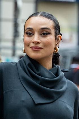 PFW AMI Men s Spring 2026 - Arrivals NB Camélia Jordana attends the AMI show as part of Paris Men s Spring 2026 Fashion Week on June 25, 2025 in Paris, France. Photo by Nasser Berzane ABACAPRESS.COM Paris France  Copyright: xBerzanexNasser ABACAx