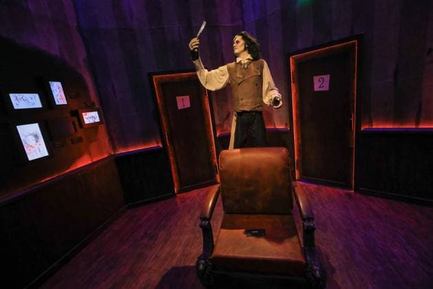 June 25, 2025, Mexico City, Ciudad de Mexico, Mexico: Fictional characters created by American director, producer, screenwriter, cartoonist, and writer Tim Burton are seen during a tour of the immersive exhibition Tim Burton s Labyrinth at Lienzo Charro. on June 25, 2025 in Mexico City, Mexico. Mexico City Mexico - ZUMAe321 20250625_zea_e321_015 Copyright: xIanxRoblesx