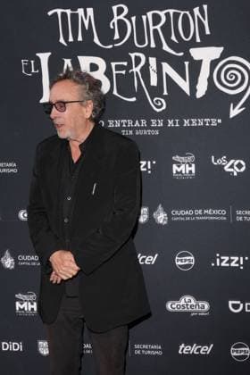 Labyrinth of Tim Burton Red Carpet American director Tim Burton, attends the red carpet for immersive exhibition Labyrinth of Tim Burton at Panteon de Dolores. on June 25, 2025 in Mexico City, Mexico. (Photo by Yamak Perea Eyepix Group) Copyright: xYamakxPerea xEyepixxGroupx YP_25062025_160077
