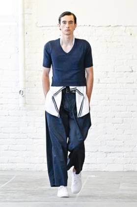 Défilé Hed Mayner Collection Homme Prêt à Porter Printemps Eté 2026 lors de la Fashion Week de Paris PFW Défilé Hed Mayner Collection Homme Prêt à Porter Printemps Eté 2026 lors de la Fashion Week de Paris, le 25 juin 2025 Fashion Show Men Ready to Wear Spring Summer 2026 Collection at Paris Fashion Week on june 25th 2025 Paris France  Copyright: xAgencex xBestimagexAgencex xBestimagex