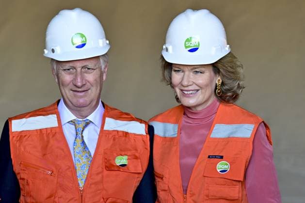 Entertainment Themen der Woche KW26 Entertainment Bilder des Tages King Philippe - Filip of Belgium and Queen Mathilde of Belgium pictured during a visit to SQM Salar El Carmen lithium production plant in the marge of an official Belgian state visit to the Republic of Chile, Thursday 26 June 2025.  DIRKxWAEM 127859651