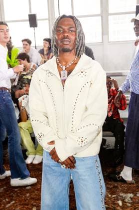 Font row du défilé BLUEMARBLE de la mode homme Printemps Été 2026 dans le cadre de la Fashion Week de Paris à la Sorbonne Chukwuka Ekweani CKay au font row du défilé BLUEMARBLE de la mode homme Printemps Été 2026 dans le cadre de la Fashion Week de Paris à la Sorbonne, à Paris, France, le 26 juin 2025 Christophe Clovis Bestimage Celebs attending the Bluemarble Menswear Spring Summer 2026 show as part of Paris Fashion Week on June 26, 2025 in Paris, France Paris France  Copyright: xChristophexClovisx xBestimagexChristophexClovisx xBestimagex