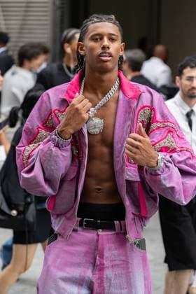 Celebrities at Amiri Mens Ready to Wear Spring Summer 2026 Collection fashion show, during Paris Fashion Week PFW Diamant Blazi Celebrities at Amiri Mens Ready to Wear Spring Summer 2026 Collection fashion show, during Paris Fashion Week on june 26th 2025 Thibault Duboucher Bestimage Celebrities at Amiri Mens Ready to Wear Spring Summer 2026 Collection fashion show, during Paris Fashion Week on june 26th 2025  Copyright: xThibaultxDuboucherx xBestimagexThibaultxDuboucherx xBestimagex
