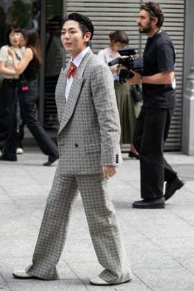 Celebrities at Amiri Men Ready to Wear Spring Summer 2026 Collection fashion show, during Paris Fashion Week PFW Uppoompat Poompat Iam samang Celebrities at Amiri Men Ready to Wear Spring Summer 2026 Collection fashion show, during Paris Fashion Week on june 26th 2025 Thibault Duboucher Bestimage Celebrities at Amiri Men Ready to Wear Spring Summer 2026 Collection fashion show, during Paris Fashion Week on june 26th 2025  Copyright: xThibaultxDuboucherx xBestimagexThibaultxDuboucherx xBestimagex