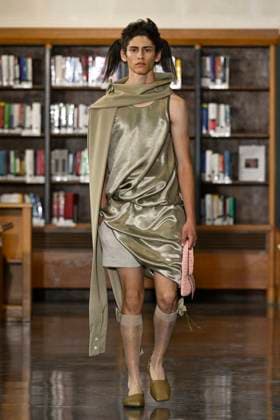Défilé Sean Suen Collection Homme Prêt à Porter Printemps Eté 2026 lors de la Fashion Week de Paris PFW Défilé Sean Suen Collection Homme Prêt à Porter Printemps Eté 2026 lors de la Fashion Week de Paris, le 26 juin 2025 Sean Suen Fashion Show Men Ready to Wear Spring Summer 2026 Collection at Paris Fashion Week on june 26th 2025 Paris France  Copyright: xAgencex xBestimagexAgencex xBestimagex