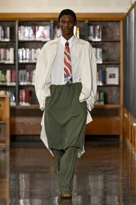 Défilé Sean Suen Collection Homme Prêt à Porter Printemps Eté 2026 lors de la Fashion Week de Paris PFW Défilé Sean Suen Collection Homme Prêt à Porter Printemps Eté 2026 lors de la Fashion Week de Paris, le 26 juin 2025 Sean Suen Fashion Show Men Ready to Wear Spring Summer 2026 Collection at Paris Fashion Week on june 26th 2025 Paris France  Copyright: xAgencex xBestimagexAgencex xBestimagex