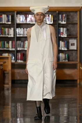 Défilé Sean Suen Collection Homme Prêt à Porter Printemps Eté 2026 lors de la Fashion Week de Paris PFW Défilé Sean Suen Collection Homme Prêt à Porter Printemps Eté 2026 lors de la Fashion Week de Paris, le 26 juin 2025 Sean Suen Fashion Show Men Ready to Wear Spring Summer 2026 Collection at Paris Fashion Week on june 26th 2025 Paris France  Copyright: xAgencex xBestimagexAgencex xBestimagex
