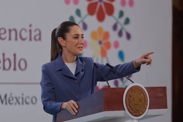 Mexico™s President Claudia Sheinbaum Holds News Conference Mexico s President Claudia Sheinbaum speaks during a news conference about the intervention of the National Banking and Securities Commission (CNBV) to the institutions identified by the U.S. Treasury Department for money laundering at the National Palace. on June 27, 2025 in Mexico City, Mexico. (Photo by Carlos Santiago Eyepix Group) Copyright: xCarlosxSantiago xEyepixxGroupx CS_27062025_160249