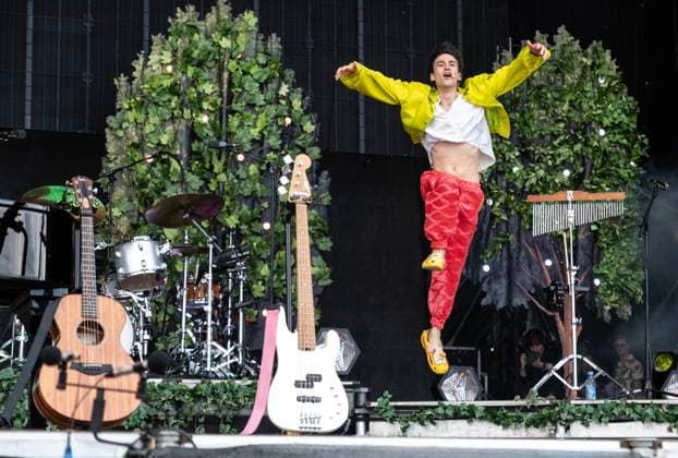 Entertainment Themen der Woche KW26 Bilder des Jahres 2025, Entertainment 06 Juni Entertainment Bilder des Tages DENMARK Tinderbox music festival 2025 British Jacob Collier performs at Tinderbox music festival in Odense on Friday, June 27, 2025. , Odense Denmark *** DENMARK Tinderbox music festival 2025 British Jacob Collier performs at Tinderbox music festival in Odense on Friday, June 27, 2025 , Odense Denmark  Copyright: HellexArensbak HellexArensbakx spdk20250627-182728-L