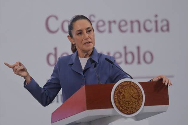 Mexico s President Claudia Sheinbaum speaks during a news conference about the intervention of the National Banking and Securities Commission (CNBV) to the institutions identified by the U.S. Treasury Department for money laundering at the National Palace. on June 27, 2025 in Mexico City, Mexico. Mexico City Mexico - ZUMAe321 20250627_zia_e321_026 Copyright: xCarlosxSantiagox
