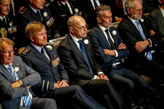 Entertainment Themen der Woche KW26 Entertainment Bilder des Tages DEN HAAG - King Willem-Alexander and outgoing Prime Minister Dick Schoof are attending the twenty-first edition of Veterans Day. The day honors the more than 100,000 Dutch veterans who have served in the service of peace. ANP ROBIN UTRECHT netherlands out - belgium out  Copyright: xx x530620384x originalFilename: 530620384.jpg