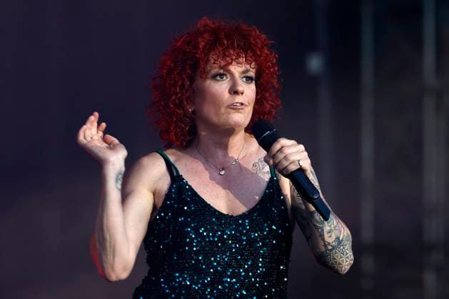 Sängerin Lucy Diakovska von der Band No Angels beim Rainbow Festival am Fühlinger See, zum Auftakt der Christopher Street Day (CSD) Woche in Köln. Köln, 28.06.2025 NRW Deutschland *** Singer Lucy Diakovska from the band No Angels at the Rainbow Festival at Fühlinger See, at the start of Christopher Street Day CSD week in Cologne Cologne, 28 06 2025 NRW Germany Copyright: xChristophxHardtx