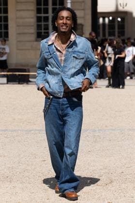 Front Row of the White Mountaineering Menswear Spring Summer 2026 show as part of Paris Fashion Week D nieccio Mitchell at the Front Row of the White Mountaineering Menswear Spring Summer 2026 show as part of Paris Fashion Week on June 28, 2025 in Paris, France Sébastien Fremont bestimage Celeb attends the White Mountaineering Menswear Spring Summer 2026 show as part of Paris Fashion Week on June 28, 2025 in Paris, France Paris France  Copyright: xSebastienxFremontx xBestimagexSebastienxFremontx xBestimagex