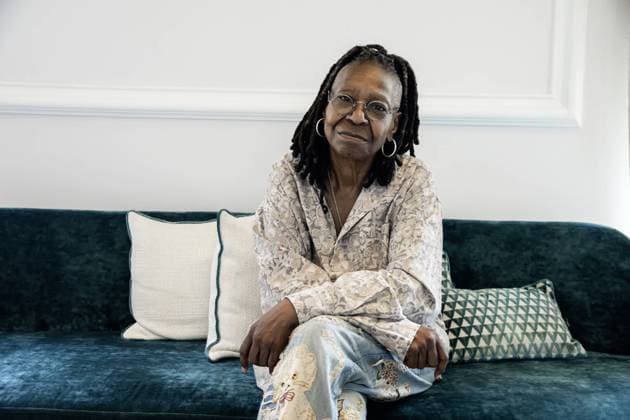 Whoopi Goldberg Photo Session - Taormina Whoopi Goldberg during photo session in Taormina, Italy on June 30, 2025. Photo by Maurizio D Avanzo IPA ABACAPRESS.COM Taormina Italy  Copyright: xD AvanzoxMaurizio IPA ABACAx