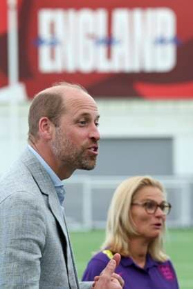 Prince of Wales visits St. George s Park, England s national football centre Britain s Prince William, the Prince of Wales, Patron of The Football Association, meets Sarina Wiegman as he visits St. George s Park, England s national football centre, to meet with the England Women s team and wish them luck ahead of the 2025 UEFA Women s Euros competition in Burton on Trent, Monday, June 30, 2025., Credit:Darren Staples Avalon GBR, Burton on Trent Copyright: xDarrenxStaplesx xAvalonx 1016460006