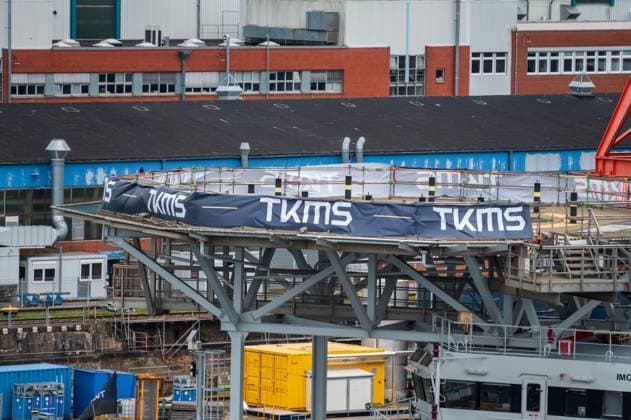 TKMS ehemals TyssenKrupp Marinesystems in Kiel, die neuen Hallen zum Bau von modernen Ubooten *** TKMS formerly TyssenKrupp Marinesystems in Kiel, the new halls for the construction of modern submarines