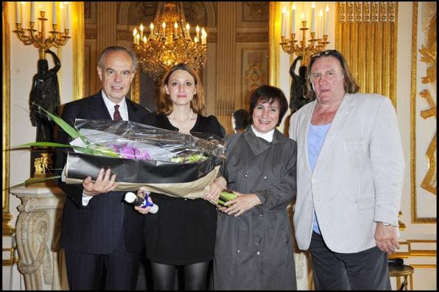 MARIE PAULE BELLE, FREDERIC MITTERRAND ET GERARD DEPARDIEU - 2EME EDITION DU PRIX BARBARA AU MINISTERE DE LA CULTURE A PARIS REMIS A LA CHANTEUSE L Paris France *** MARIE PAULE BELLE, FREDERIC MITTERRAND AND GERARD DEPARDIEU 2EME EDITION DU PRIX BARBARA AU MINISTERE DE LA CULTURE A PARIS REMISSE À LA CHANTEUSE L Paris France  Copyright: xCOADICxGUIRECx xBESTIMAGExCOADICxGUIRECx xBESTIMAGEx