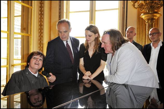 MARIE PAULE BELLE, FREDERIC MITTERRAND ET GERARD DEPARDIEU - 2EME EDITION DU PRIX BARBARA AU MINISTERE DE LA CULTURE A PARIS REMIS A LA CHANTEUSE L Paris France *** MARIE PAULE BELLE, FREDERIC MITTERRAND AND GERARD DEPARDIEU 2EME EDITION DU PRIX BARBARA AU MINISTERE DE LA CULTURE A PARIS REMISSE À LA CHANTEUSE L Paris France  Copyright: xCOADICxGUIRECx xBESTIMAGExCOADICxGUIRECx xBESTIMAGEx