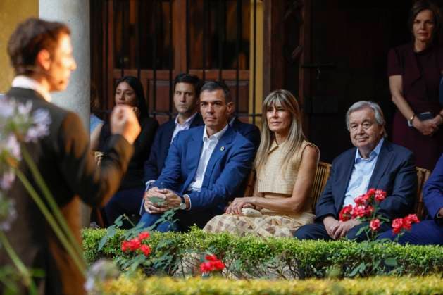 News Bilder des Tages Spanish Prime Minister Pedro Sanchez (C) his wife, Begona Gomez (2R), and UN Secretary General António Guterres (R) attend a concert during the official dinner held in the framework of 4th International Conference on Financing for Development at Palacio de Duenas Palace in Seville, southern Spain, 30 June 2025. Official dinner at 4th International Conference on Financing for Development in Seville !ACHTUNG: NUR REDAKTIONELLE NUTZUNG!  Copyright: xJuanJoxMartínx GRAF7324 20250701-55017281862_1