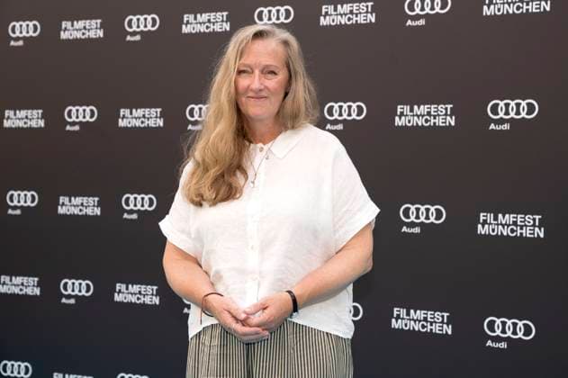 Raynor Winn bei der Premiere des Kinofilms Der Salzpfad The Salt Path und des Verleihung des CineMerit Awards auf dem 42. Filmfest München 2025 im Deutschen Theater. München, 01.07.2025