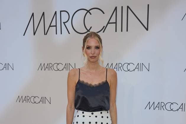 Leonie Hanne - Gaesteankunft zur Marccain Spring Summer 2026 Fashion Show A Quit Rebellion im Pei-Bau in Berlin am 01.07.2025. Marccain Spring Summer 2026 Fashion Show