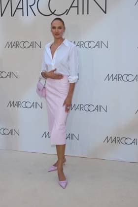 Romee Strijd - Gaesteankunft zur Marccain Spring Summer 2026 Fashion Show A Quit Rebellion im Pei-Bau in Berlin am 01.07.2025. Marccain Spring Summer 2026 Fashion Show