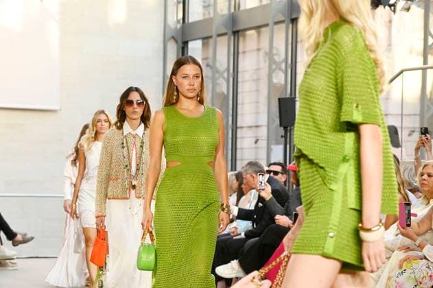 Models bei der Marc Cain Fashion Show A Quiet Rebellion auf der Berlin Fashion Week S S 2026 im Pei-Bau - Deutsches Historisches Museum. Berlin, 01.07.2025
