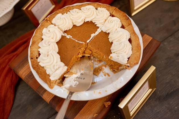 Rustic Fall Wedding Desserts Made from Grandparent s Pies Dalton, Georgia, United States R_TFLJ250630B5-1775340-01
