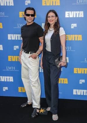 Arrivals for the Jamie Lloyd production of Evita at The London Palladium Featuring: Hayley Atwell Where: London, United Kingdom When: 02 Jul 2025 Credit: John Rainford Cover Images EDITORIAL USE ONLY. NOT FOR USE BY NEWSPAPERS BASED IN THE UK. Copyright: xx coverimg54888807