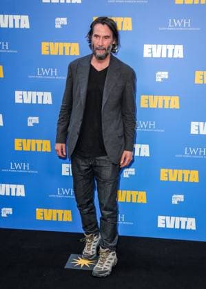 Arrivals for the Jamie Lloyd production of Evita at The London Palladium Featuring: Keanu Reeves Where: London, United Kingdom When: 02 Jul 2025 Credit: John Rainford Cover Images EDITORIAL USE ONLY. NOT FOR USE BY NEWSPAPERS BASED IN THE UK. Copyright: xx coverimg54888798