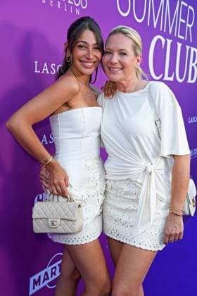 Catharina Maranca mit Mutter Antje Maranca beim LASCANA SUMMER CLUB im Rahmen der Berlin Fashion Week Frühling Sommer 2026 im Maaya Berlin am 02.07.2025