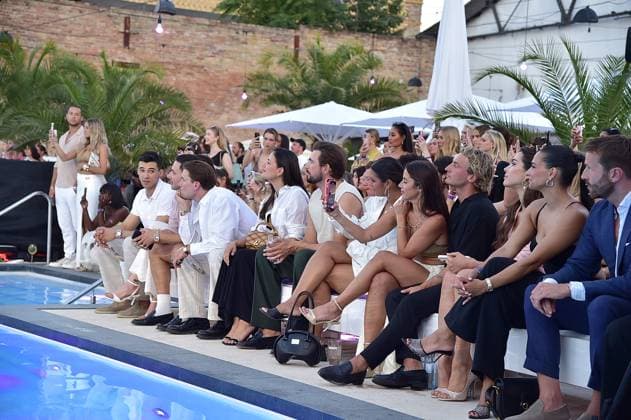 DeutschlandPremiere JURASSIC World Gaaeste am Pool ã LASCANA Summer Club Ò verwandelte die bekannte Hamburger Lingerie- und Beachwear-Brand die urbane Location ãMaayaÒ in Berlin-Friedrichshain in eine tropische Oase mit Pool in Berlin, am 02.07.2025
