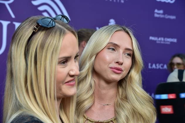 DeutschlandPremiere JURASSIC World Shania und Davina Geiss ã LASCANA Summer Club Ò verwandelte die bekannte Hamburger Lingerie- und Beachwear-Brand die urbane Location ãMaayaÒ in Berlin-Friedrichshain in eine tropische Oase mit Pool in Berlin, am 02.07.2025