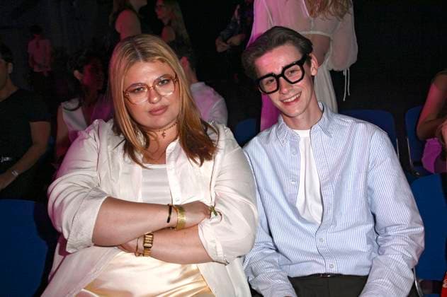 Alina Wichmann mit Begleitung bei der Marcel Ostertag Fashion Show auf der Berlin Fashion Week S S 2026 in der Uber Eats Music Hall. Berlin, 02.07.2025