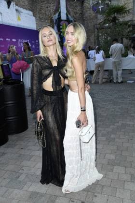 Davina Geiss mit Schwester Shania Geiss beim LASCANA SUMMER CLUB im Rahmen der Berlin Fashion Week im Maaya in Berlin am 02.07.2025