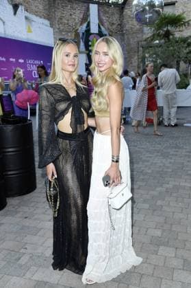 Davina Geiss mit Schwester Shania Geiss beim LASCANA SUMMER CLUB im Rahmen der Berlin Fashion Week im Maaya in Berlin am 02.07.2025