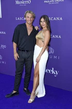 Sarah Engels and Joti Polizoakis beim LASCANA SUMMER CLUB im Rahmen der Berlin Fashion Week im Maaya in Berlin am 02.07.2025