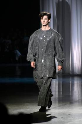 Model bei der Kilian Kerner Fashion Show auf der Berlin Fashion Week S S 2026 in der Uber Eats Music Hall. Berlin, 02.07.2025